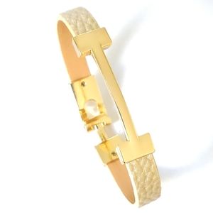 🎀Luxury Bracelet Gold PU Leather and Gold Metal🎀
